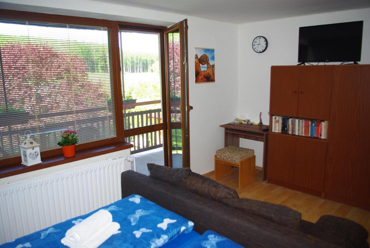 Apartman U Spycharu Bile Policany Εξωτερικό φωτογραφία