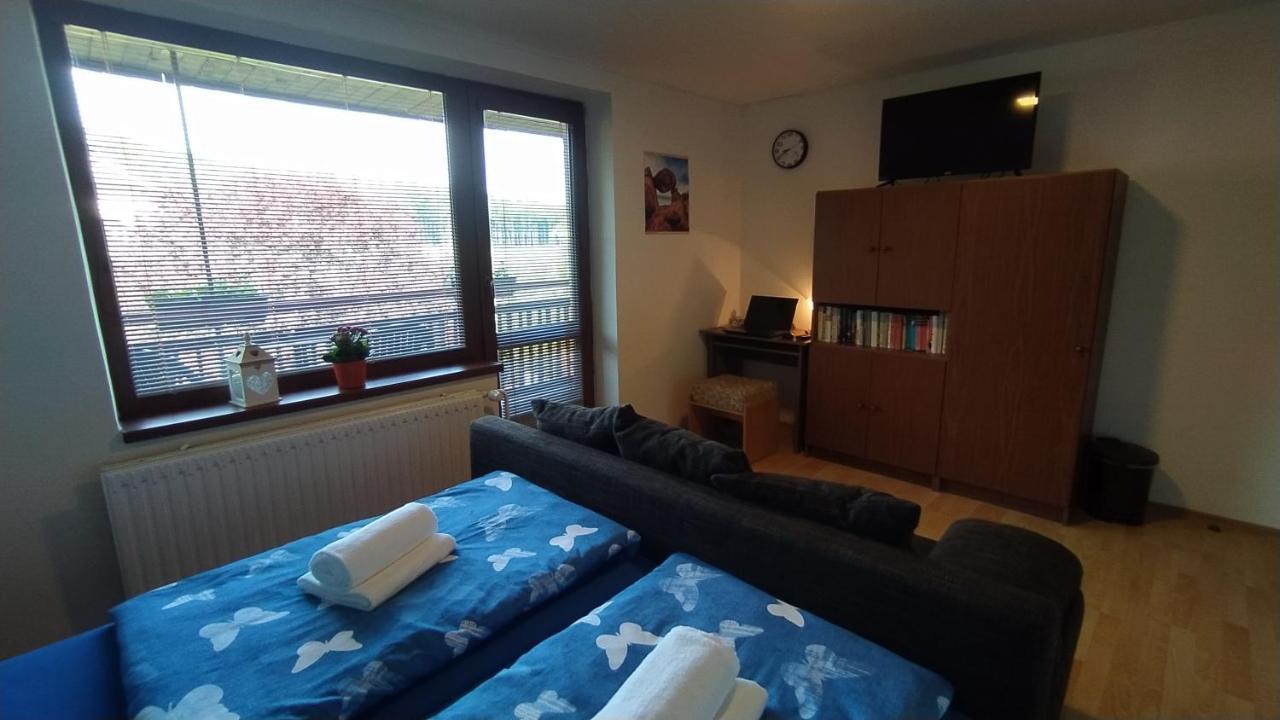 Apartman U Spycharu Bile Policany Εξωτερικό φωτογραφία
